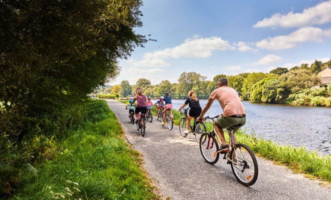 velo_voie_verte_vallee_du_blavet_tourismealamoureux-1